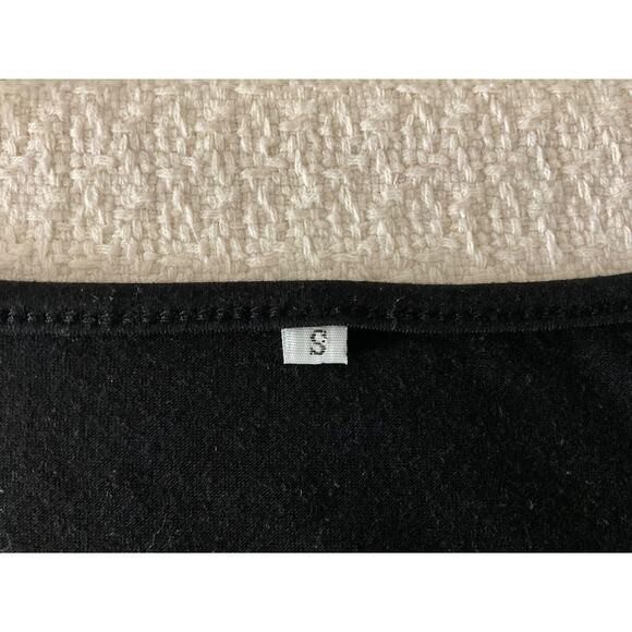 Womens Small Black T-Shirt Skull Sunflower Graphic Tank Top Sleeveless Halloween - Picture 4 of 11